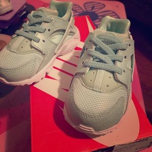Nike Huaraches toddler